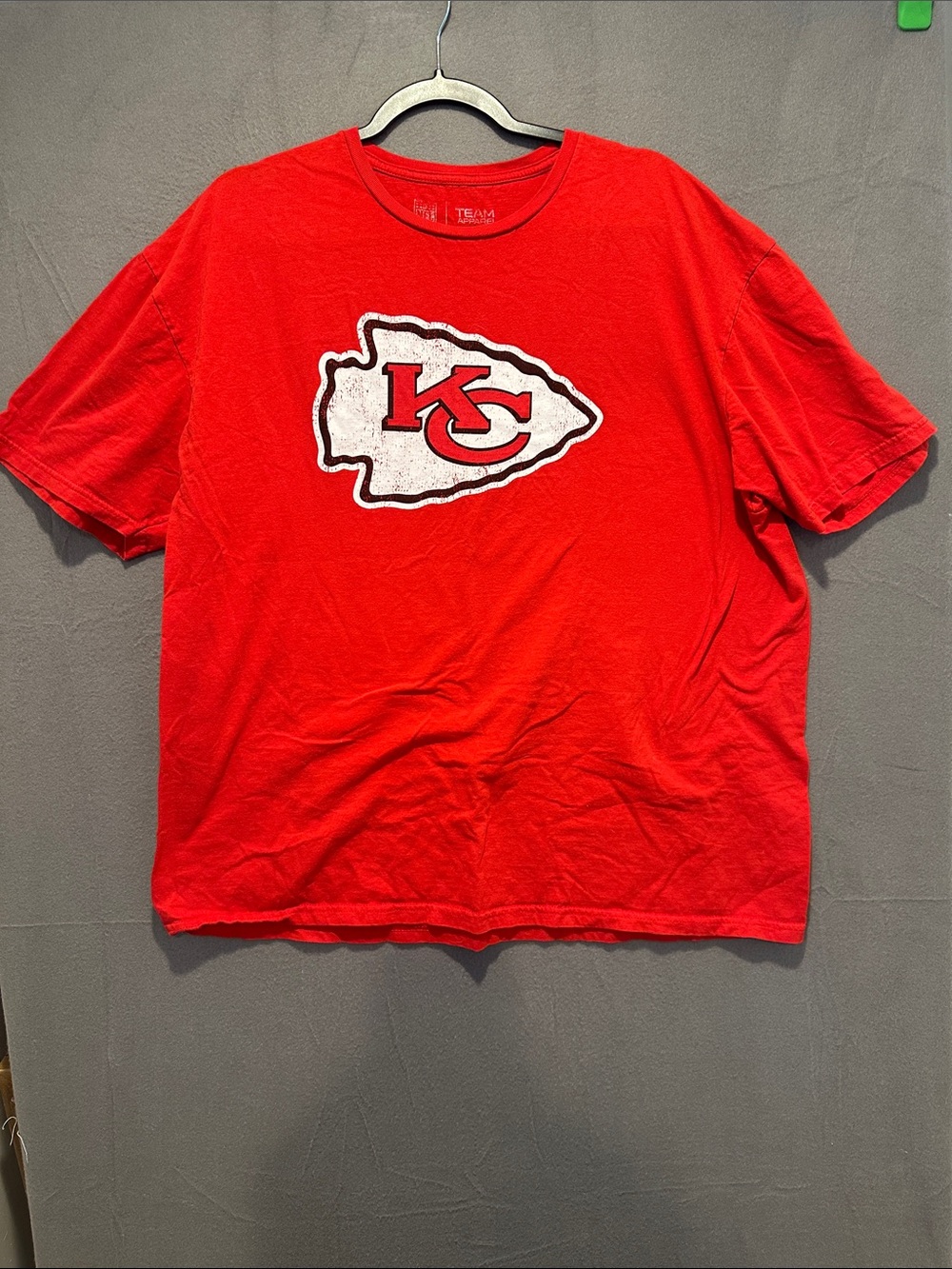 Team Apparel Red Short Sleeve Tee with White and Black Chiefs Logo